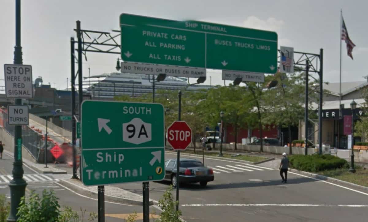 Entrance to Manhattan cruise terminal